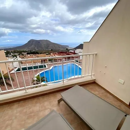 Bonitos Atardeceres Sobre Cristianos Apartamento